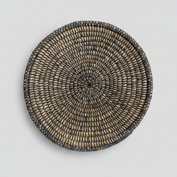 large black fruit bowl