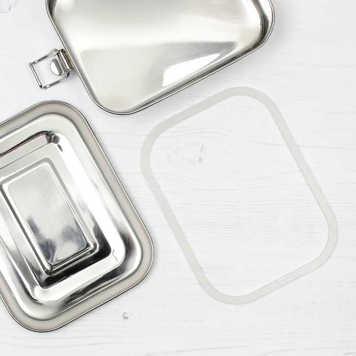 leak-resistant-two-tier-lunch-box 3 parts